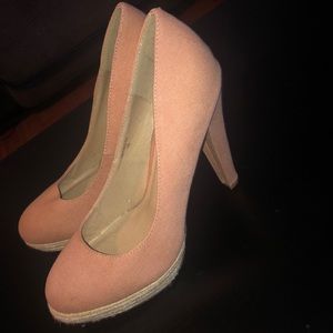 Pink heels with wicker bottom